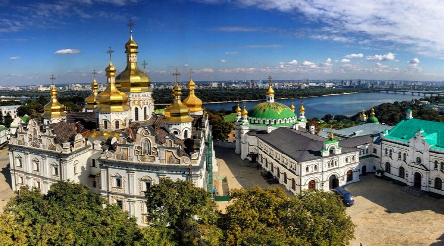 Pecarska Lavra Manastırı ve 2.Dünya Savaşı Müzesi Turu